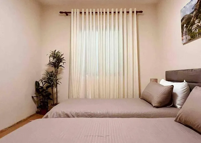 Zarlett House, Pazari Ri ,villa With Garden,parking * Тирана