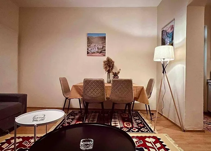 Zarlett House, Pazari Ri ,villa With Garden,parking Tirana